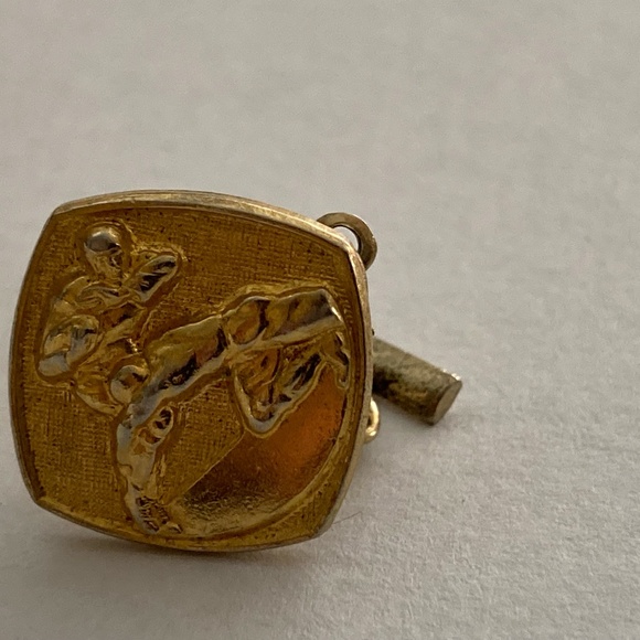 Vintage Italian Gold-Plated Football Tie Tack / Lapel Pin – Hallmarked –Italy. - Picture 6 of 6